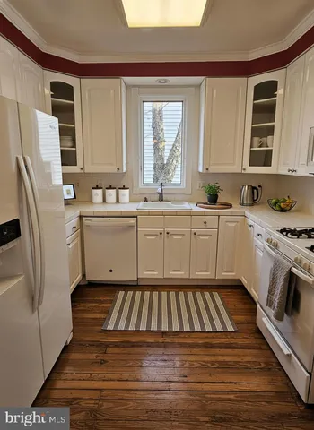 $875,000 | 3814 Elbert Avenue, Alexandria, VA 22305