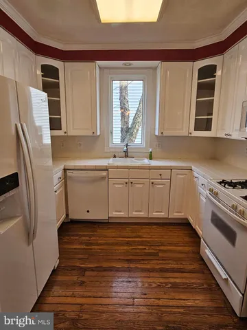 $875,000 | 3814 Elbert Avenue, Alexandria, VA 22305