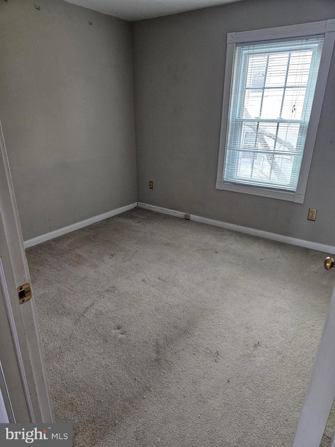 3814 Elbert Avenue Alexandria, VA 22305 - Photo 25 of 26 Middle Bedroom