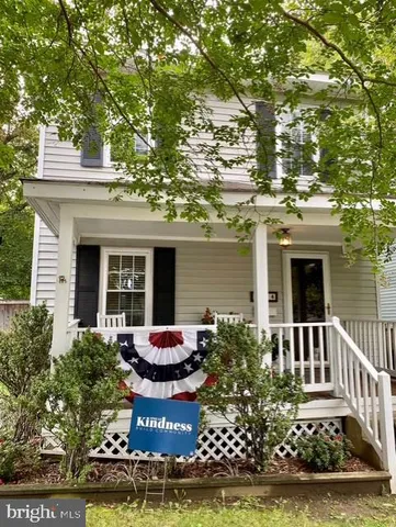 $875,000 | 3814 Elbert Avenue, Alexandria, VA 22305