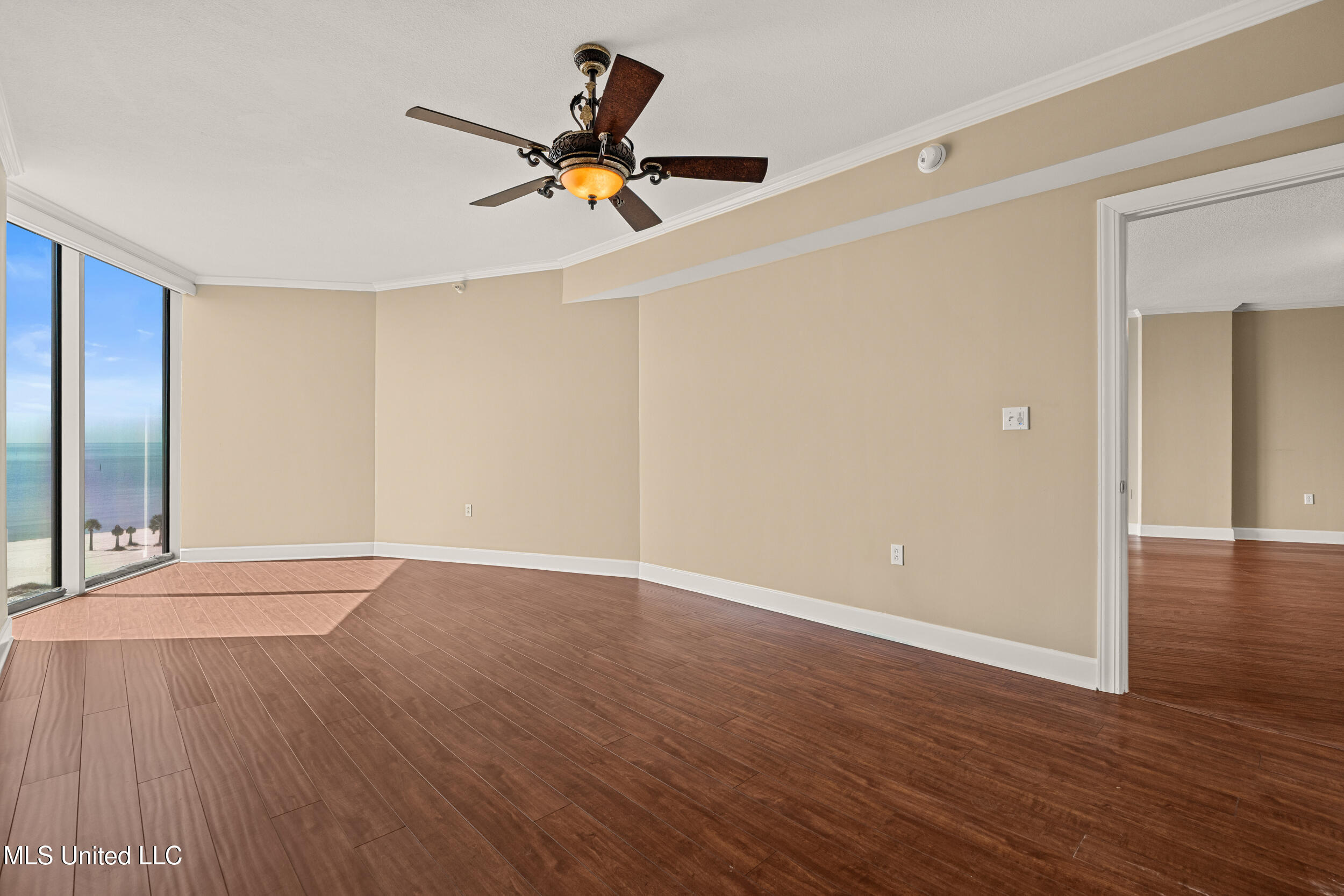1899 Beach Boulevard, Unit 501 Biloxi, MS 39531 - Photo 28 of 60 28_master bedroom_4