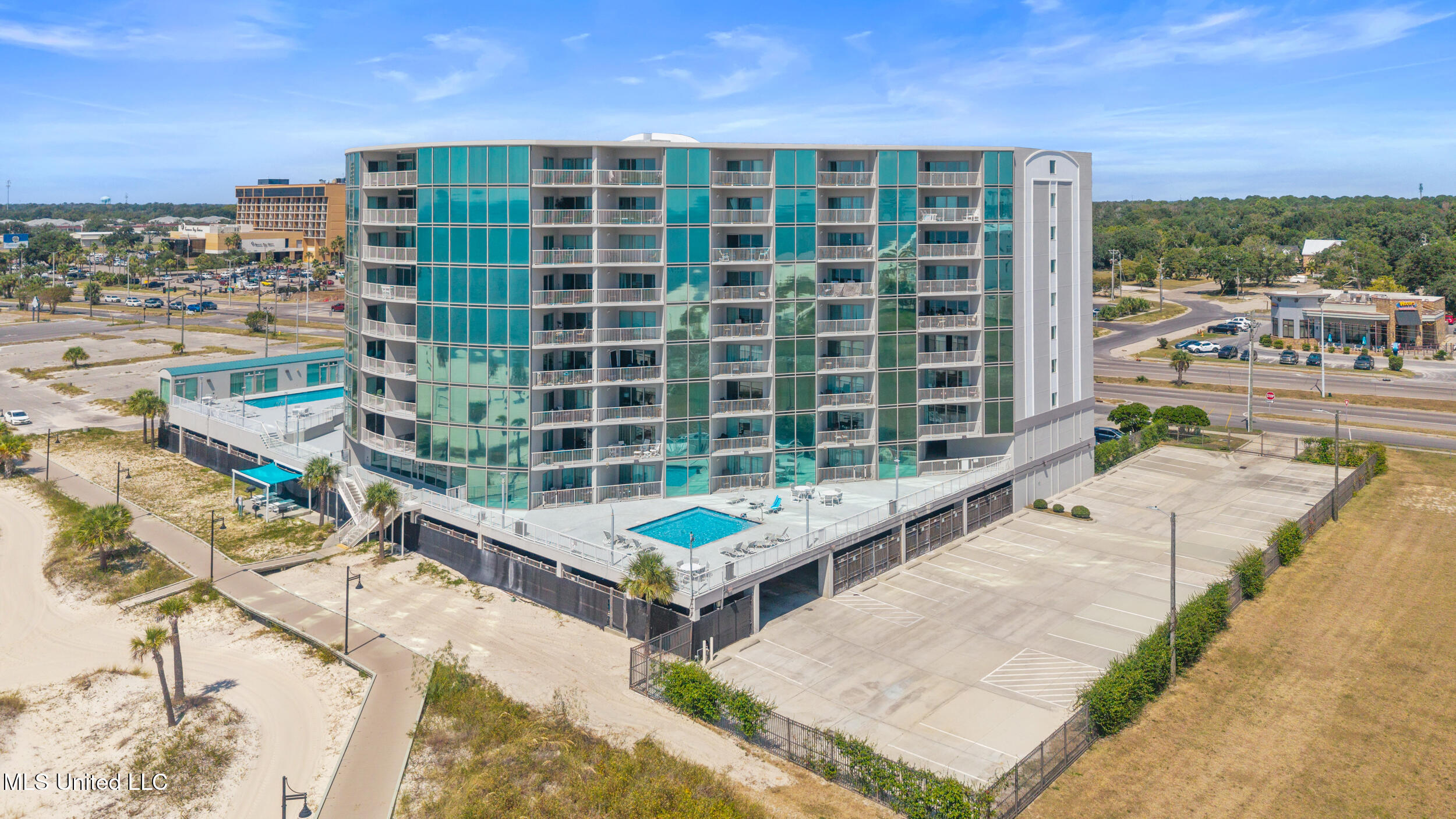 1899 Beach Boulevard, Unit 501 Biloxi, MS 39531 - Photo 45 of 60 45_exterior