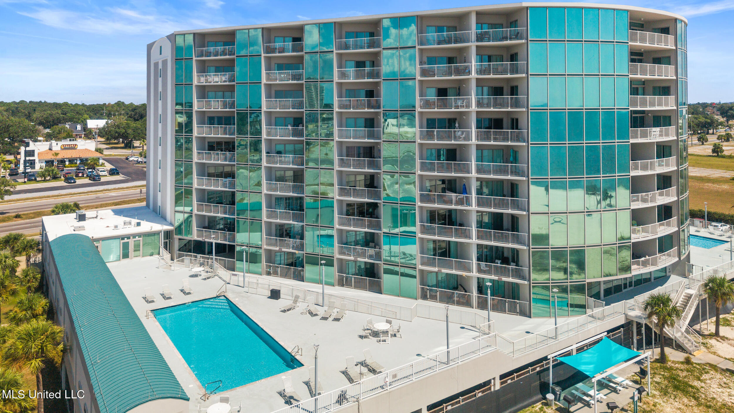 1899 Beach Boulevard, Unit 501 Biloxi, MS 39531 - Photo 50 of 60 50_exterior 6