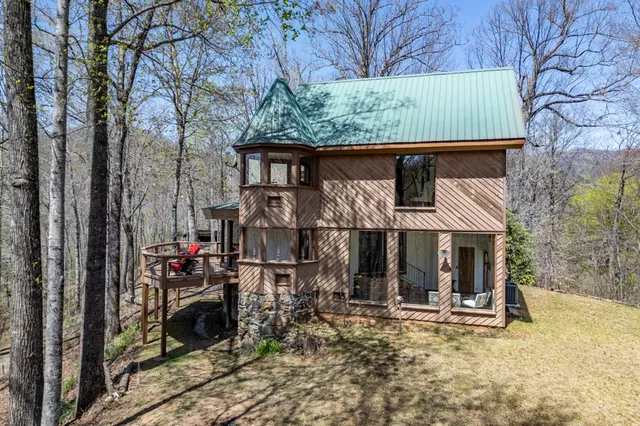 $475,000 | 425 Running Deer Lane, Murphy, NC 28906