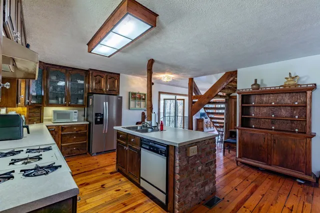 $475,000 | 425 Running Deer Lane, Murphy, NC 28906