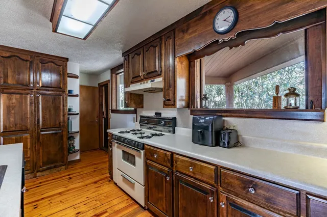 $475,000 | 425 Running Deer Lane, Murphy, NC 28906