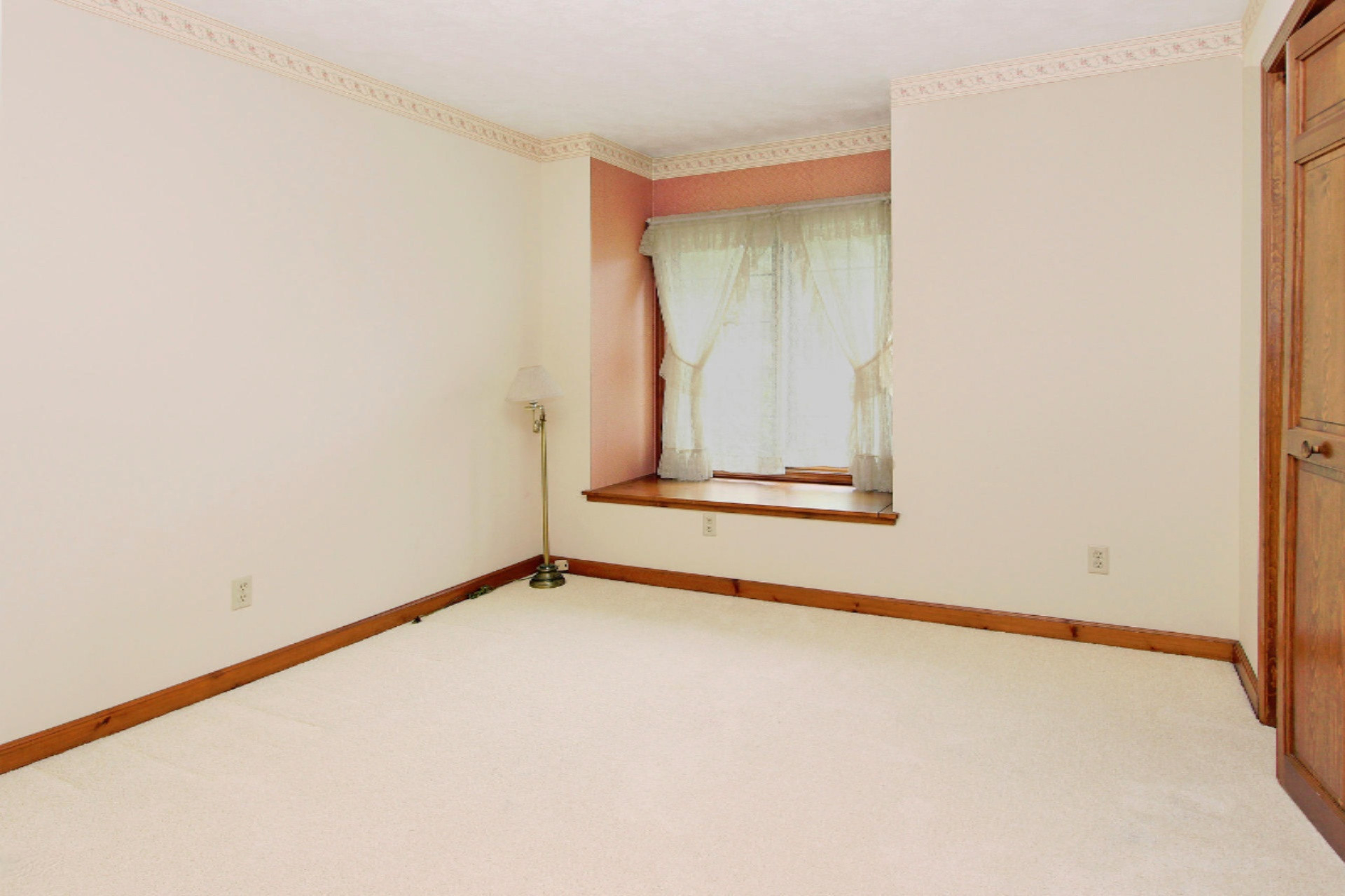 4217 Beeline Road Holland, MI 49423 - Photo 25 of 43 16