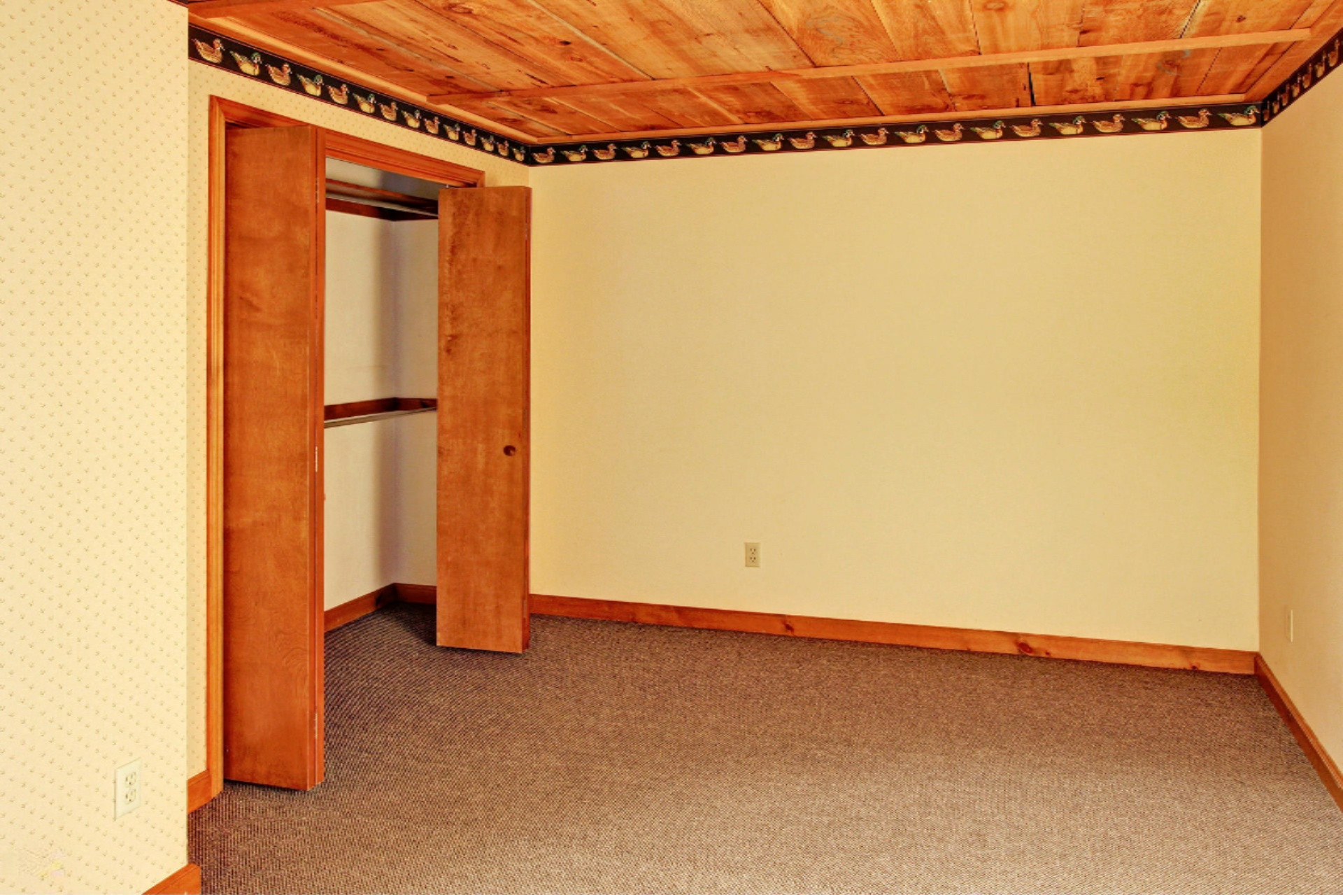 4217 Beeline Road Holland, MI 49423 - Photo 33 of 43 24