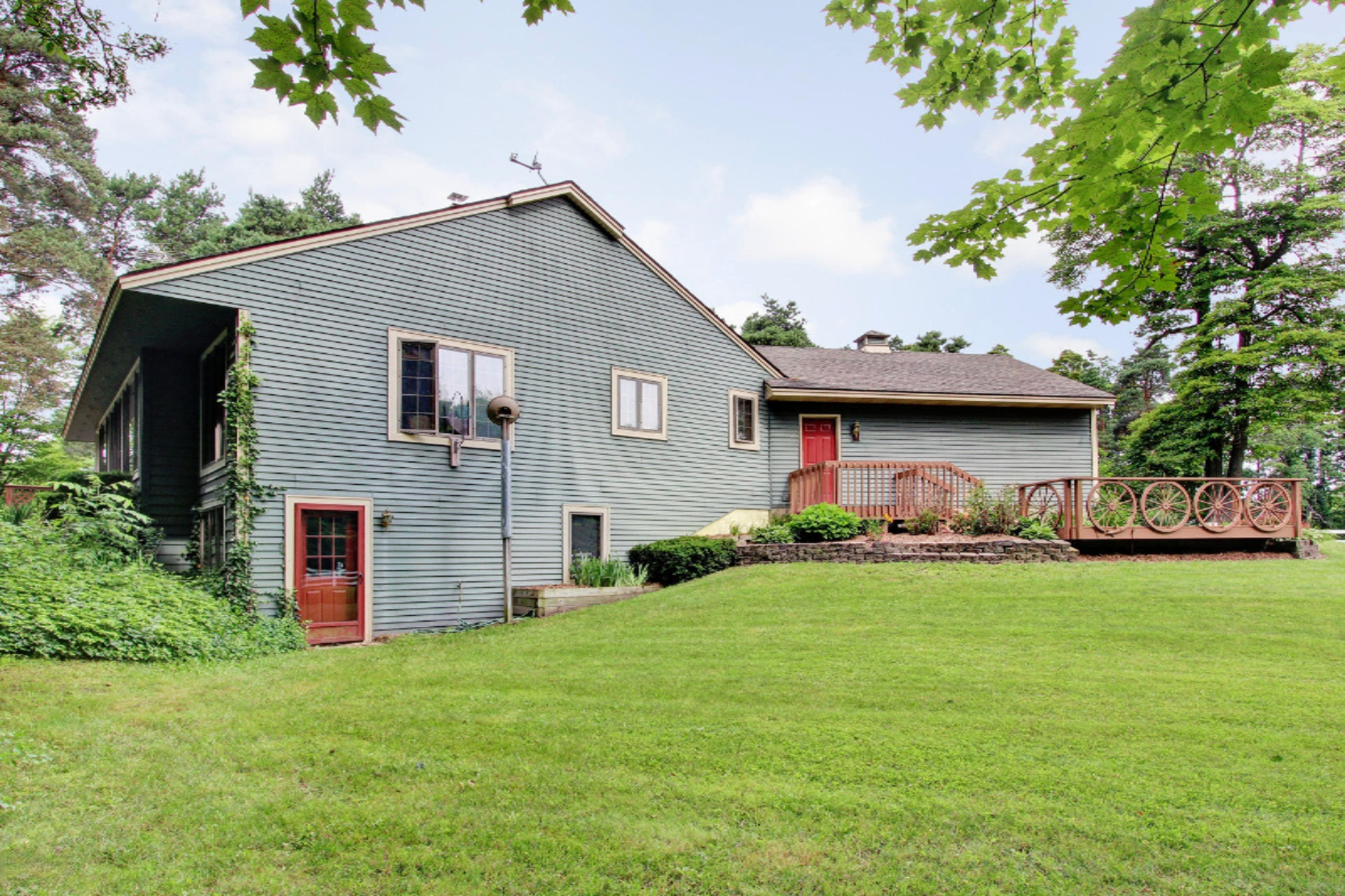4217 Beeline Road Holland, MI 49423 - Photo 38 of 43 28