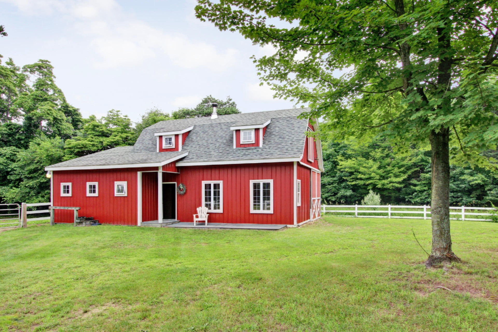 4217 Beeline Road Holland, MI 49423 - Photo 4 of 43 31