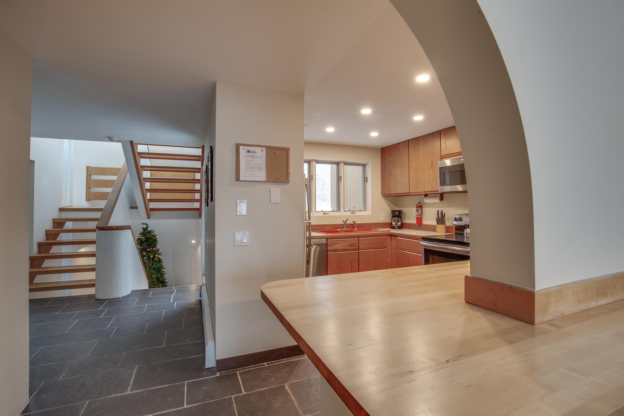 394 Winterberry Road, Unit 2 Killington, VT 05751 - Photo 6 of 40