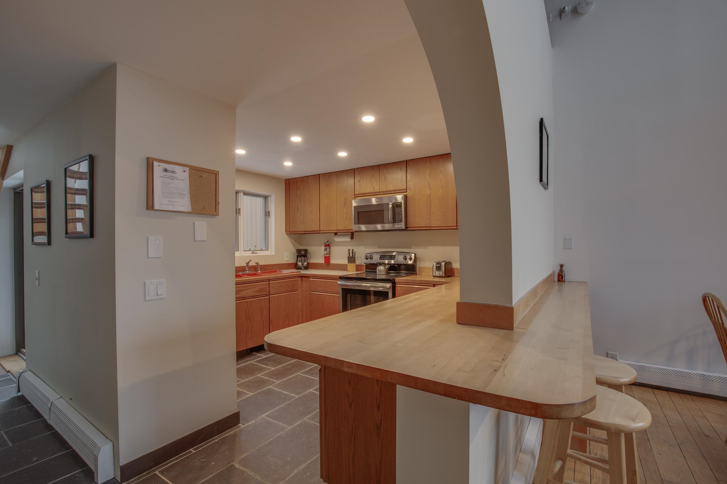 394 Winterberry Road, Unit 2 Killington, VT 05751 - Photo 7 of 40