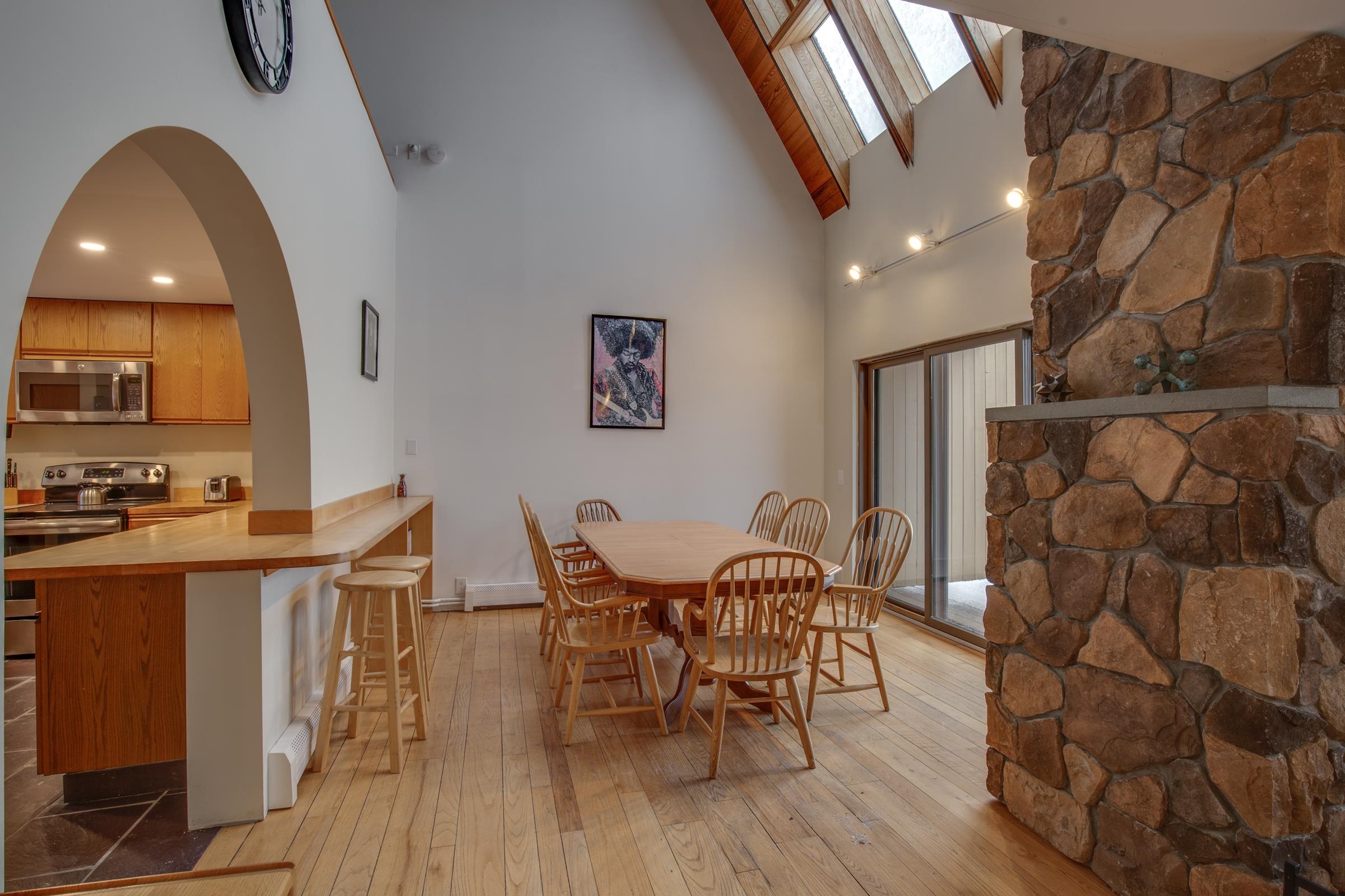 394 Winterberry Road, Unit 2 Killington, VT 05751 - Photo 8 of 40