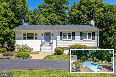 $895,000 | 12006 Wayland Street, Oakton, VA 22124