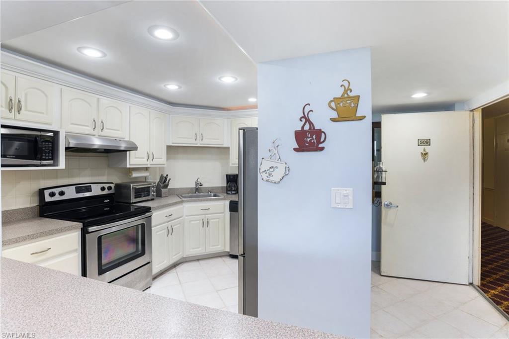 3 Bluebill Avenue, Unit 509 Naples, FL 34108 - Photo 7 of 21