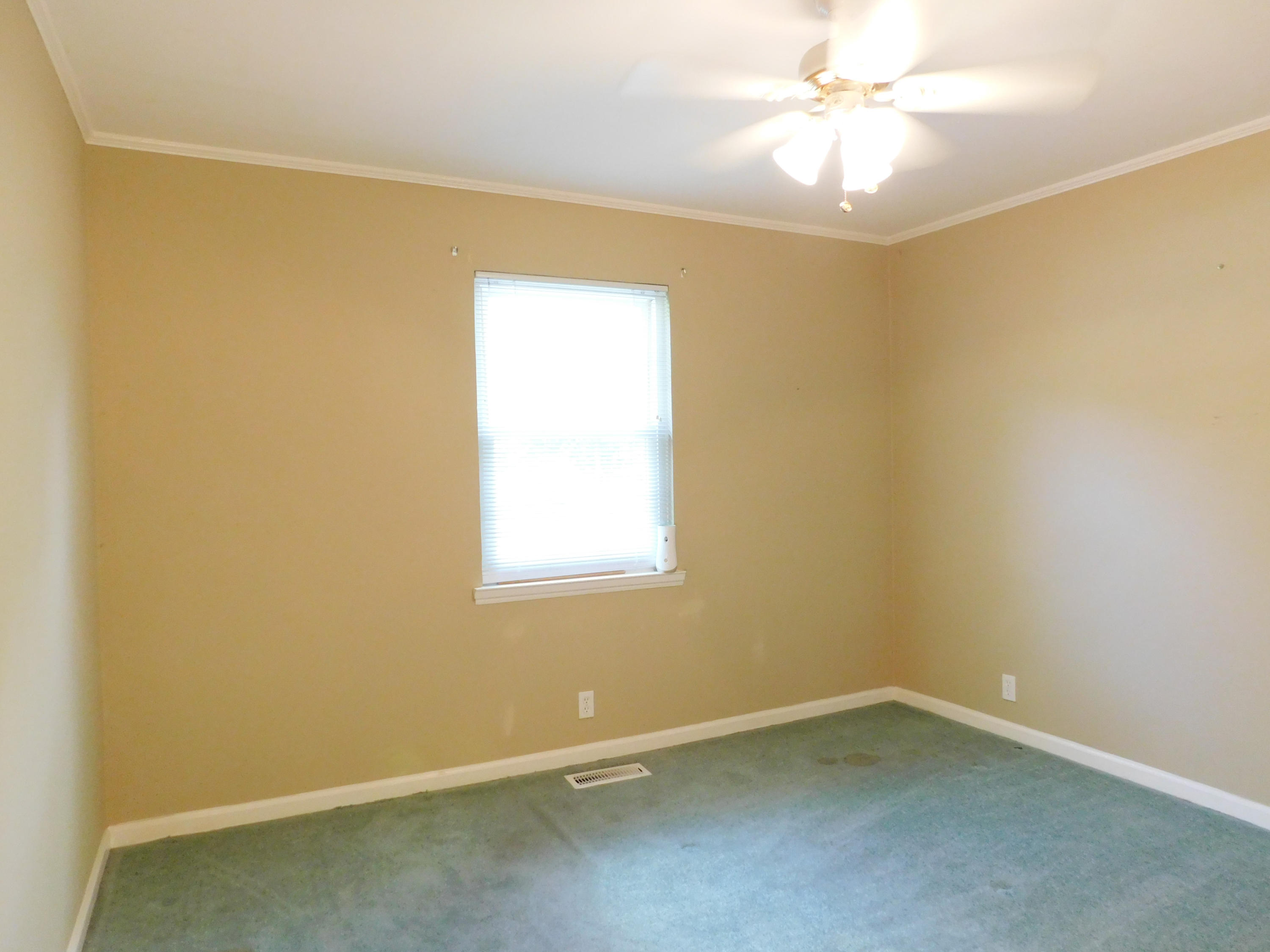 4713 Eldridge Road Hixson, TN 37343 - Photo 15 of 31 12 BEDROOM 3