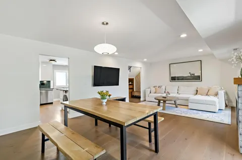 $1,250,000 | 435 Alberto Way, Unit 2, Los Gatos, CA 95032