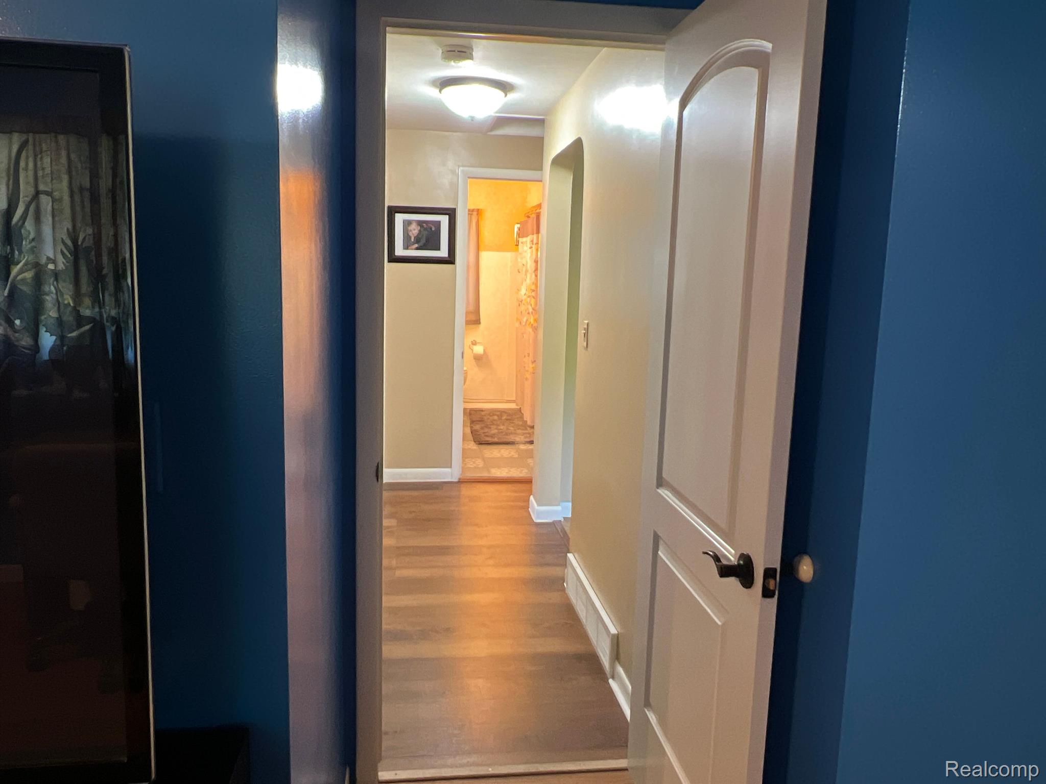 16001 Haggerty Road Belleville, MI 48111 - Photo 17 of 49 HALLWAY