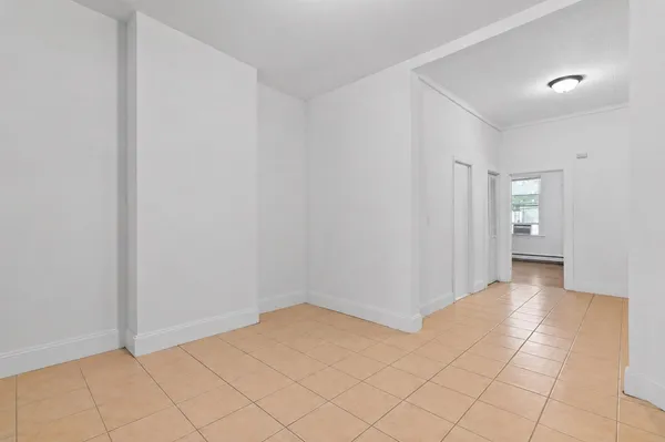 $2,650 | 86 Griffith Street, Unit 2, Jersey City, NJ 07307