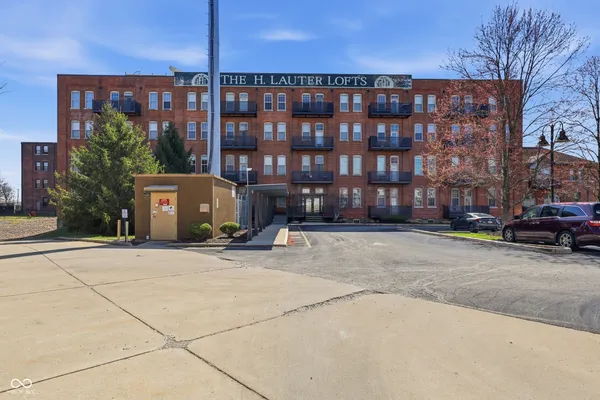 $170,000 | 55 South Harding Street, Unit 208, Indianapolis, IN 46222