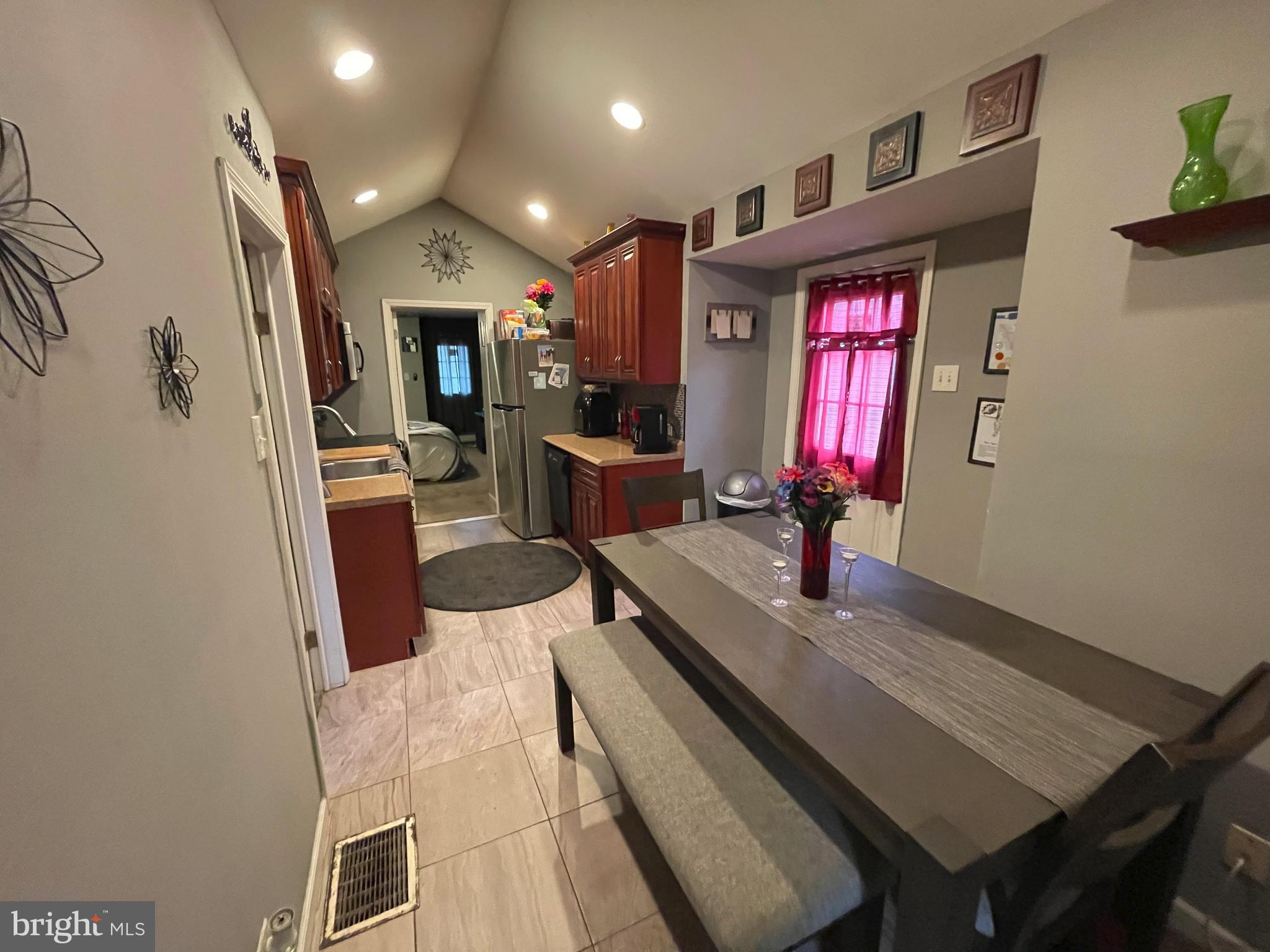 5 Cross Road Clementon, NJ 08021 - Photo 10 of 16