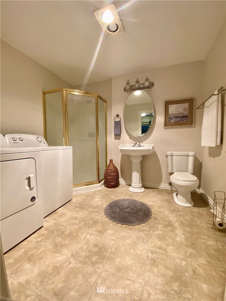 3070 Pershing Way Longview, WA 98632 - Photo 18 of 31 Gallery Image 18