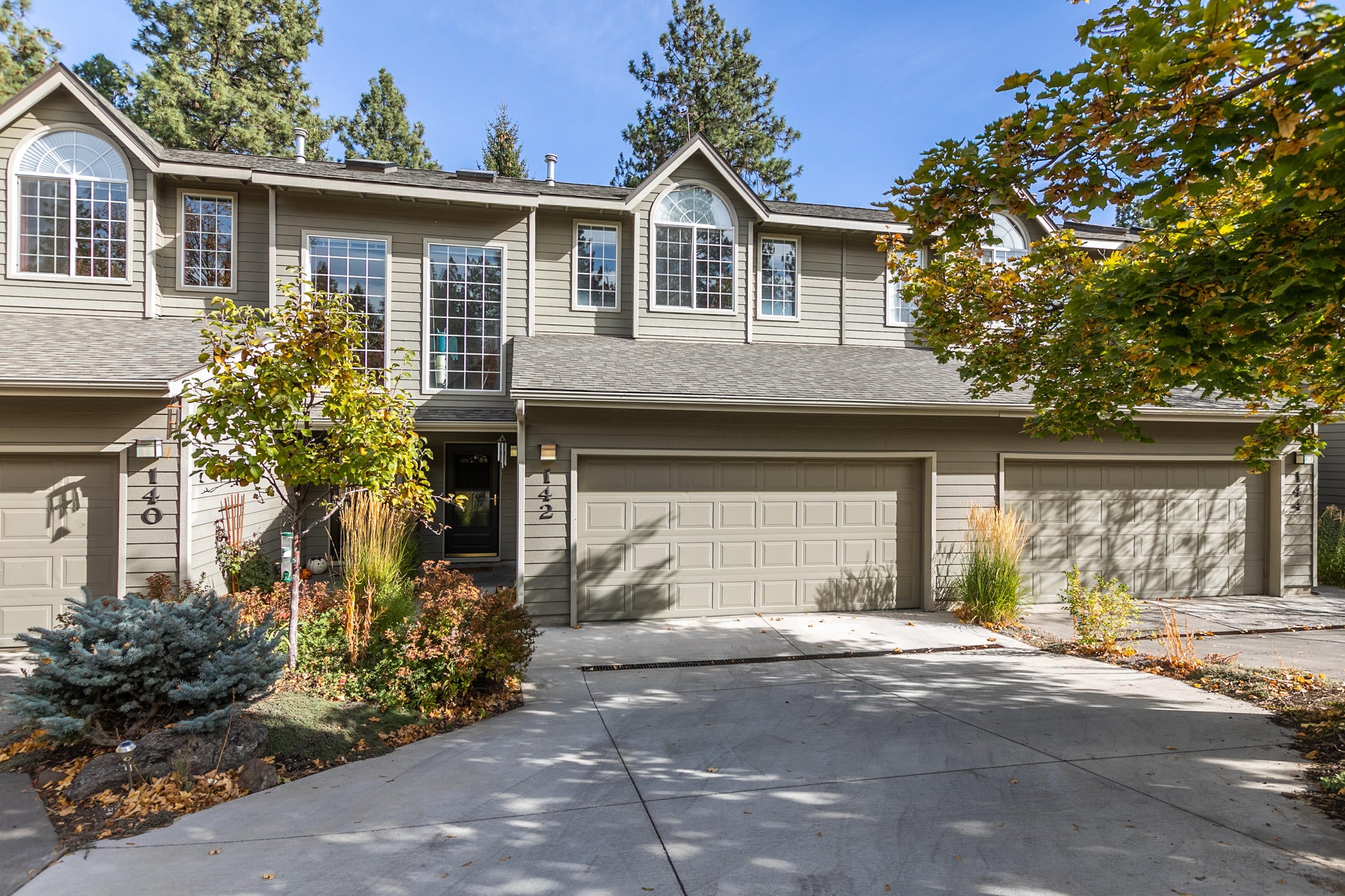 142 Southwest 17th Street Bend, OR 97702 - Photo 1 of 29 2020_10_23_142_sw_17th_st-1