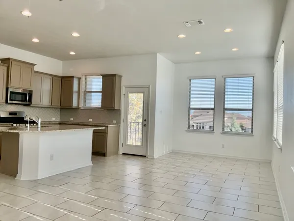 $1,995 | 18005 Pomelo Lane, Unit A, Pflugerville, TX 78660