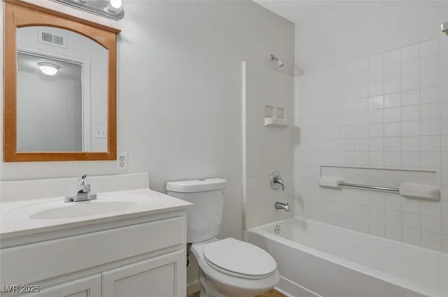 $1,790 | 5813 West Balzar Avenue, Las Vegas, NV 89108