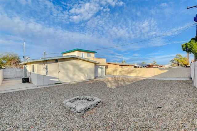 $1,790 | 5813 West Balzar Avenue, Las Vegas, NV 89108