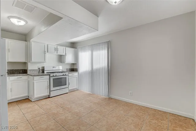 $1,790 | 5813 West Balzar Avenue, Las Vegas, NV 89108
