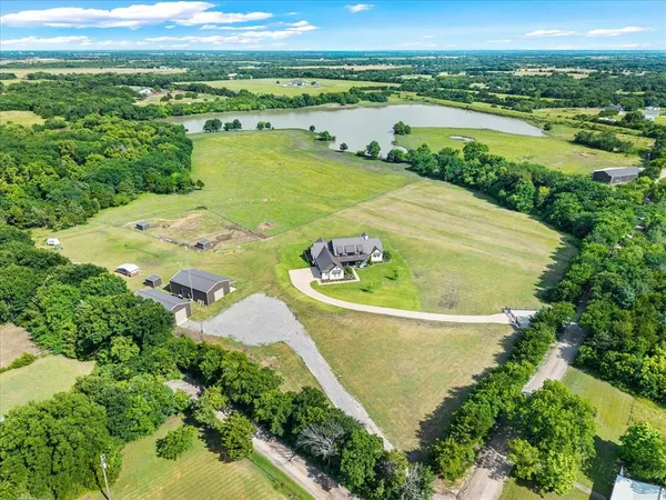 $1,850,000 | 1284 A County Road 4940, Leonard, TX 75452