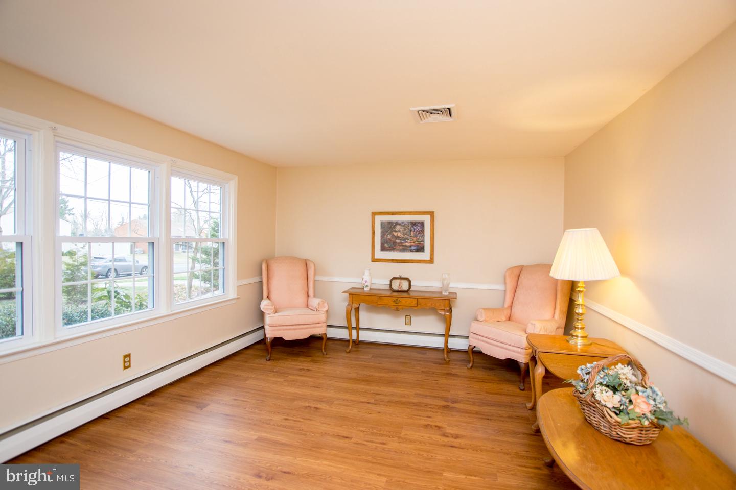148 Centennial Road Warminster, PA 18974 - Photo 3 of 25