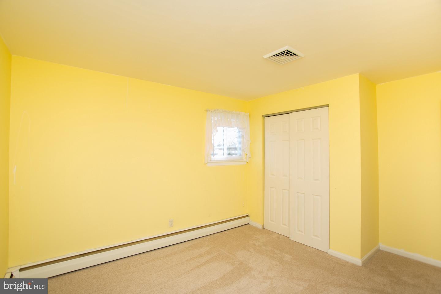 148 Centennial Road Warminster, PA 18974 - Photo 22 of 25