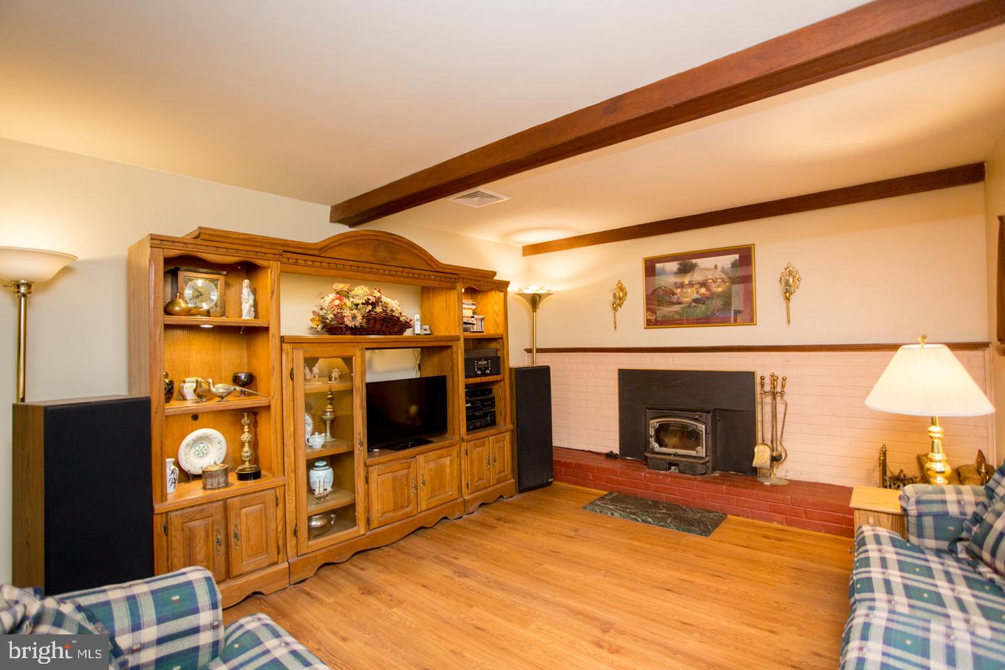 148 Centennial Road Warminster, PA 18974 - Photo 7 of 25