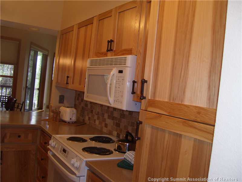 240 Tennis Club Road, Unit 1663 Keystone, CO 80435 - Photo 9 of 17 Kitchen.