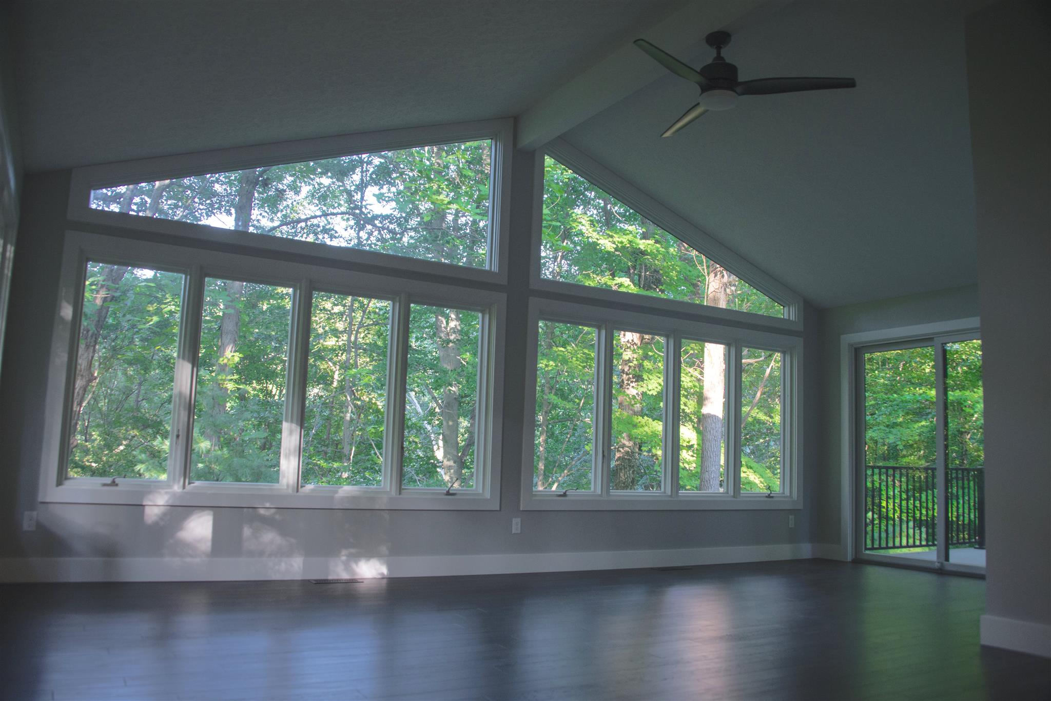 4401 East Trailridge Road Bloomington, IN 47408 - Photo 2 of 36 Gallery Image 2