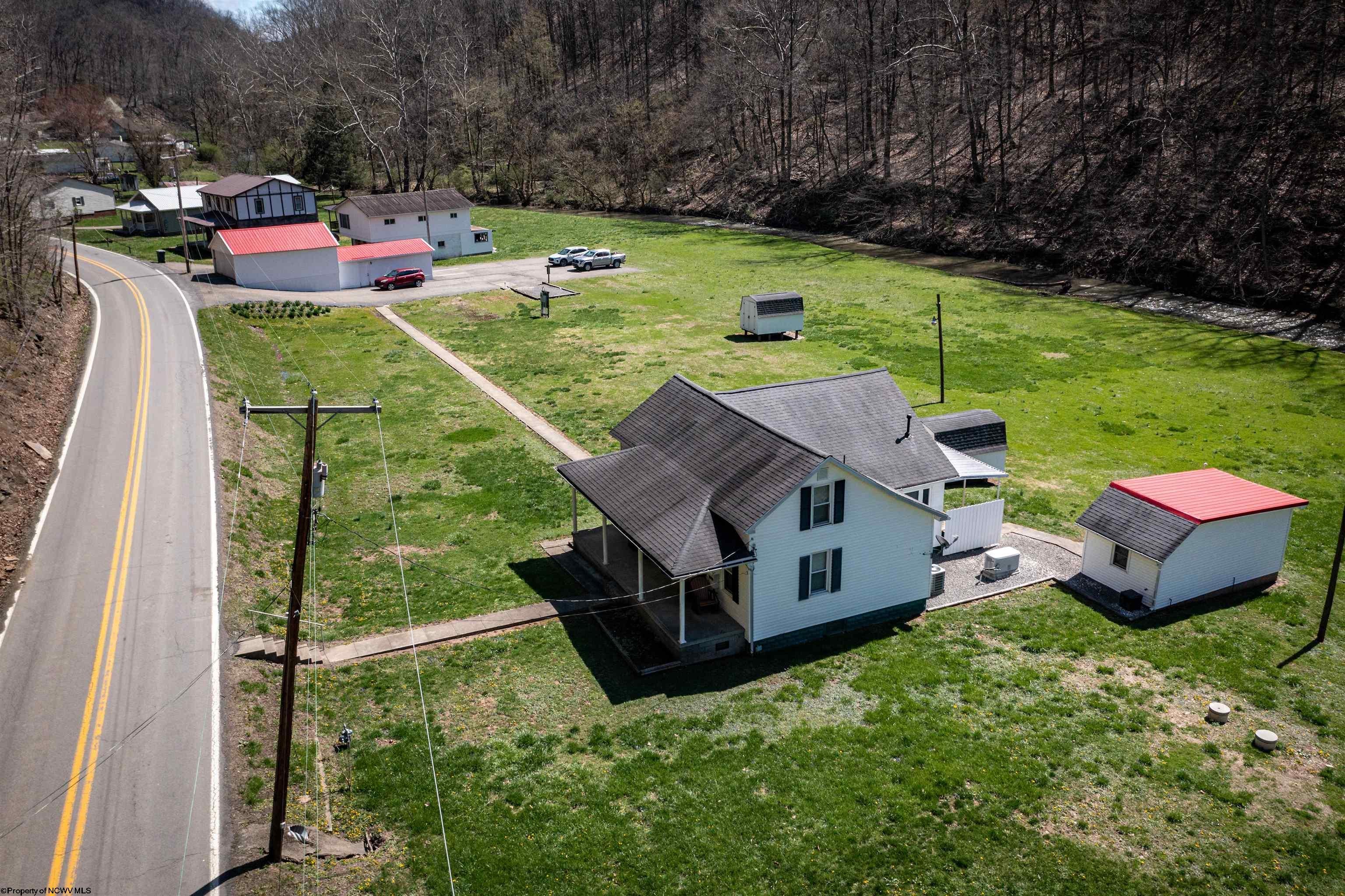 712 Mannington Road Smithfield, WV 26437 - Photo 18 of 42 Gallery Image 18
