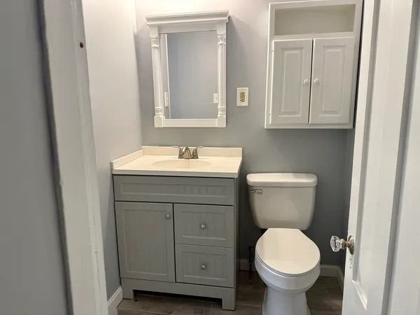 $2,200 | 15 Church Avenue, Unit 4, Woburn, MA 01801