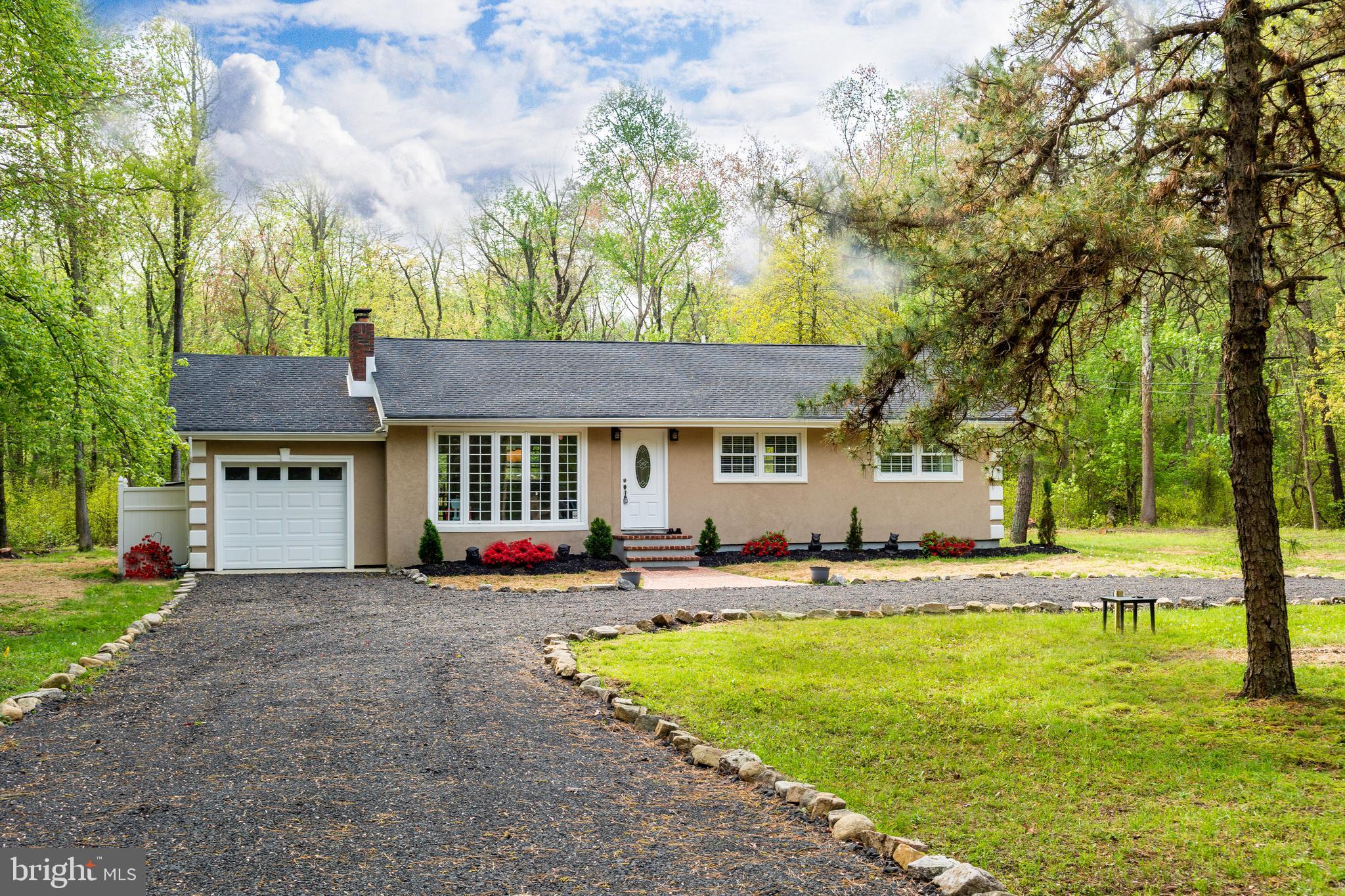 12 Skeet Road Medford, NJ 08055 - Photo 2 of 22 Gallery Image 2