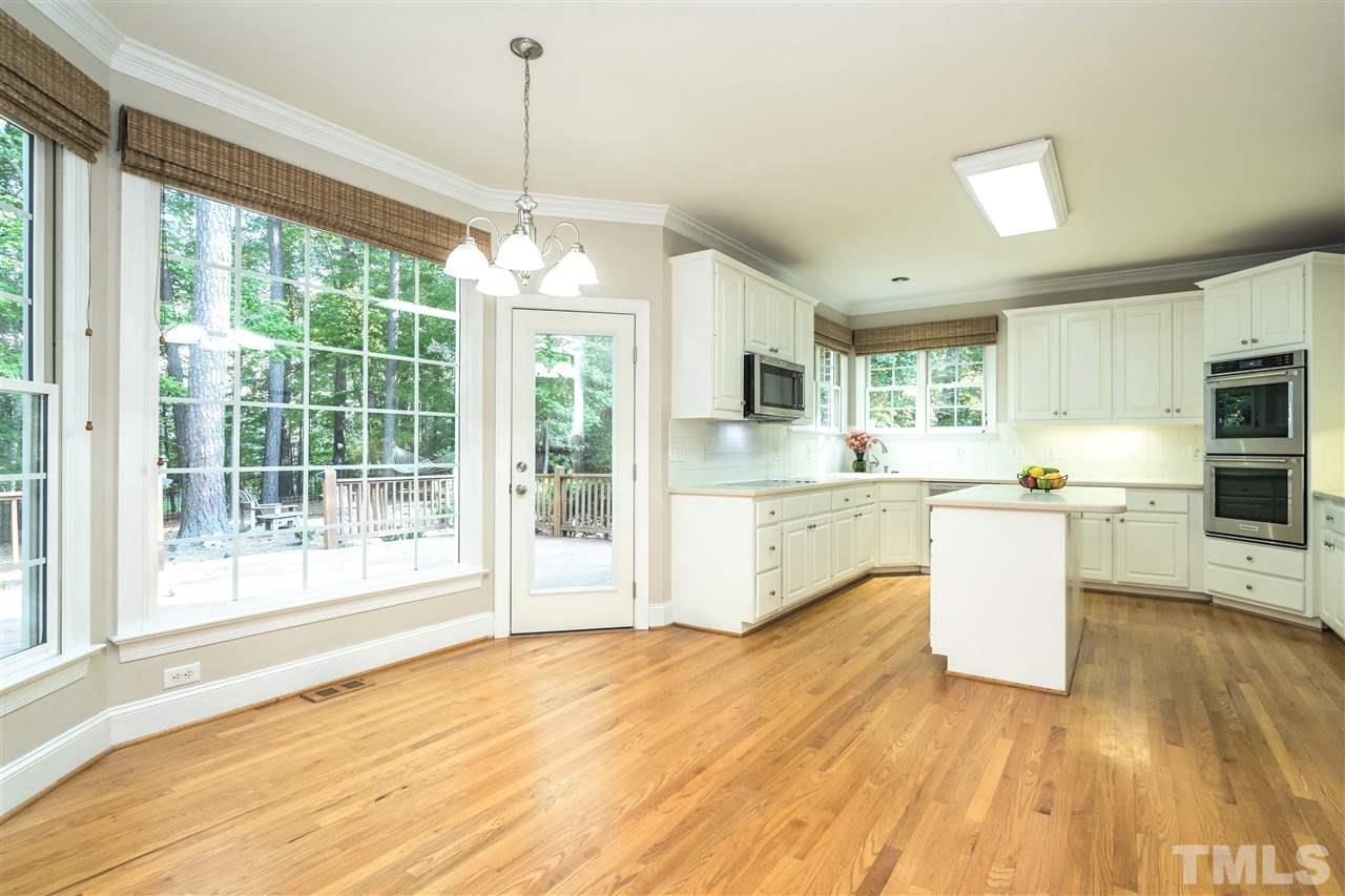 207 Chiselhurst Way Cary, NC 27513 - Photo 10 of 30 Gallery Image 10