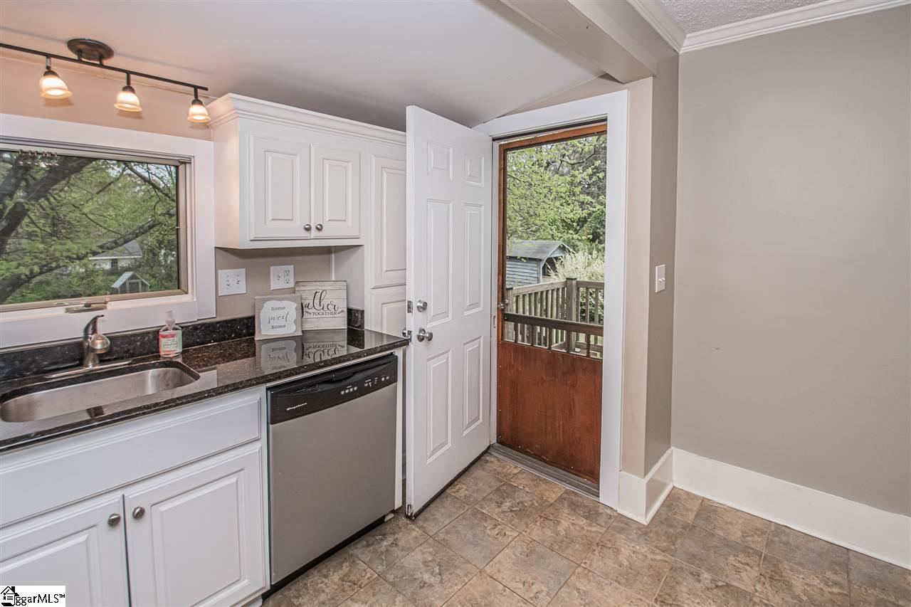12 Celand Street Greenville, SC 29607 - Photo 9 of 29