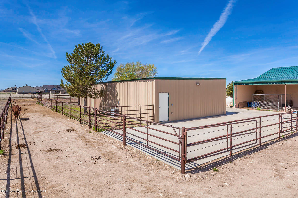 9100 Blackhawk Road Amarillo, TX 79119 - Photo 47 of 77 Pipe Horse Runs & 2nd Shop
