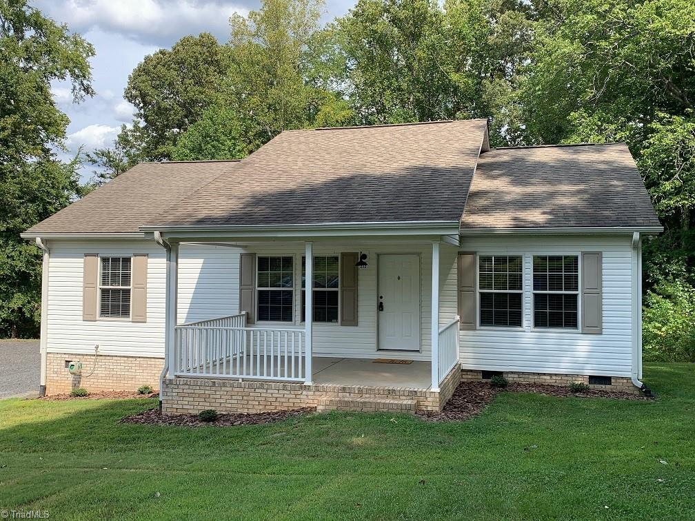 212 North Edgewood Road Eden, NC 27288 - Photo 1 of 25 Gallery Image 1