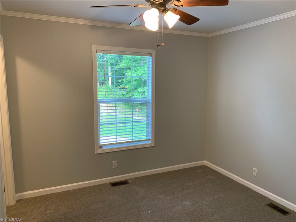 212 North Edgewood Road Eden, NC 27288 - Photo 15 of 25 Gallery Image 15