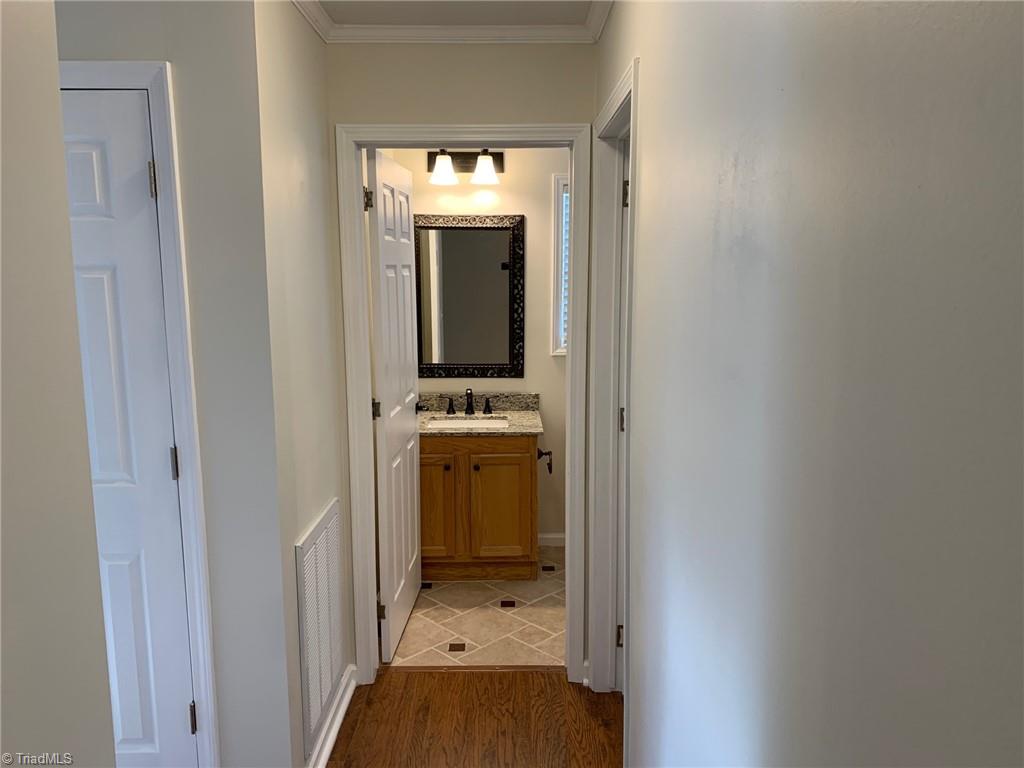212 North Edgewood Road Eden, NC 27288 - Photo 16 of 25 Gallery Image 16