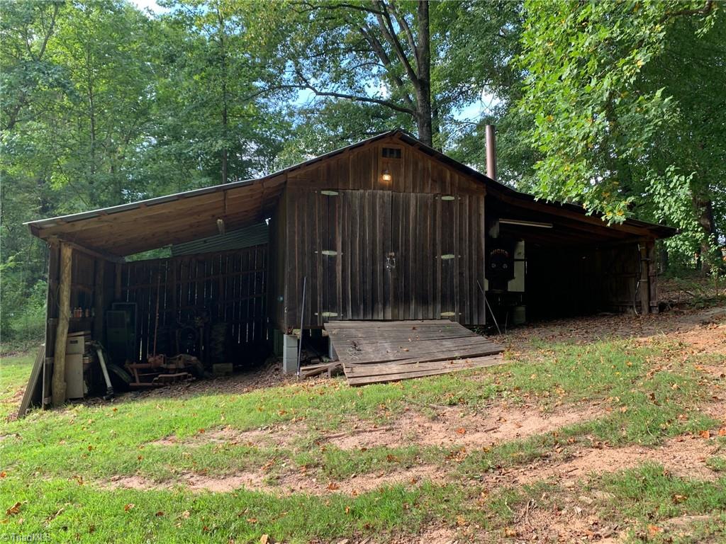 212 North Edgewood Road Eden, NC 27288 - Photo 25 of 25 Gallery Image 25