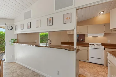 $398,997 | 37800 Da Vall Drive, Unit 10, Rancho Mirage, CA 92270