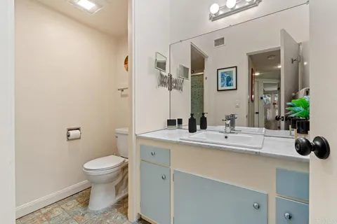 $398,997 | 37800 Da Vall Drive, Unit 10, Rancho Mirage, CA 92270