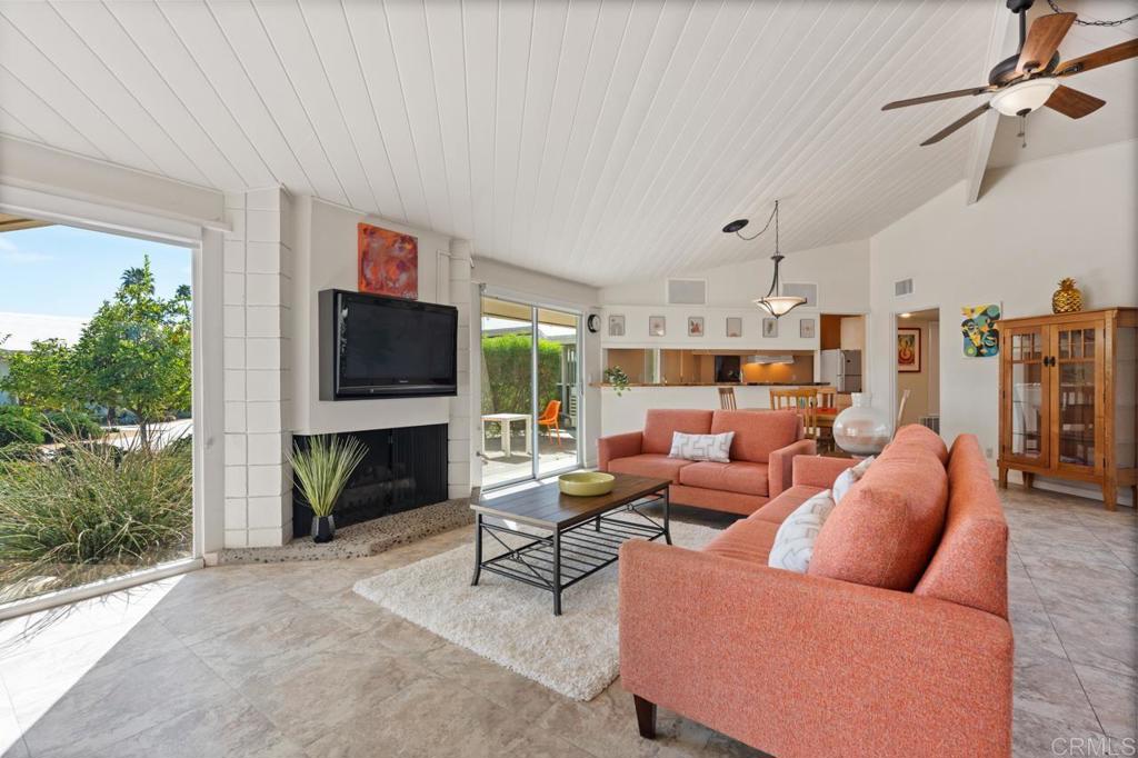 37800 Da Vall Drive, Unit 10 Rancho Mirage, CA 92270 - Photo 7 of 60